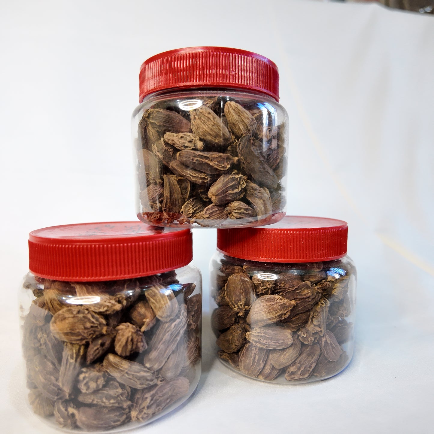 Himalayan Thulo Alaichi — Whole Large Black Cardamom (ठूलो अलैंची)